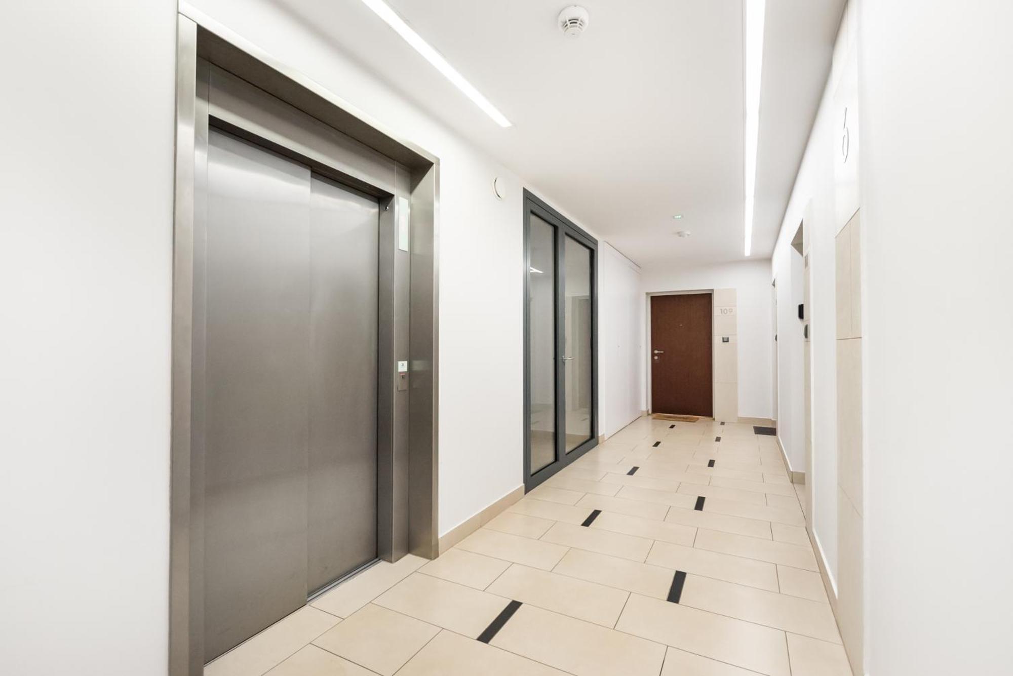 Business Mokotow Park 111 Apartment Warsawa Bagian luar foto
